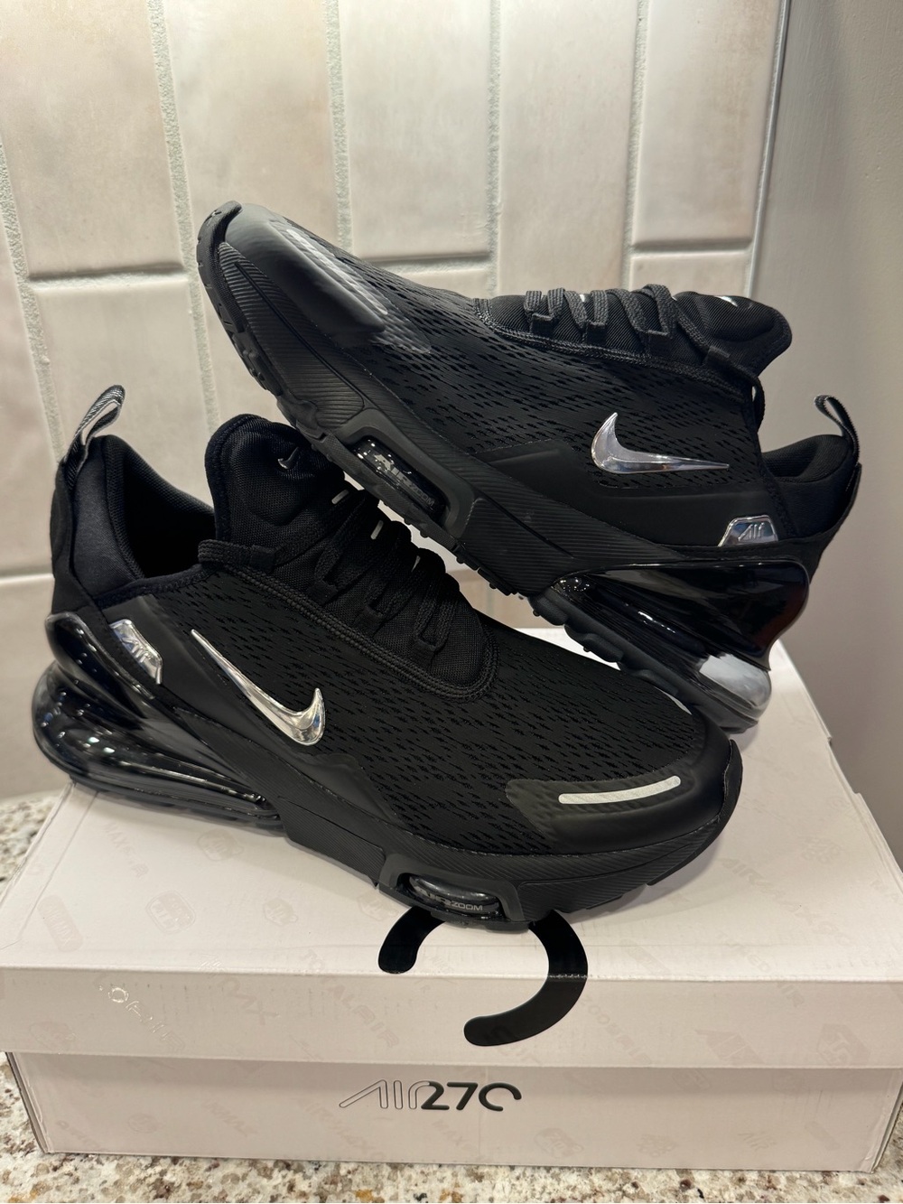 Nike Air Max 270 Premium